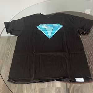 BRAND NEW NEVER WORN BLACK DIAMOND SUPPLY CO TEE SIZE L